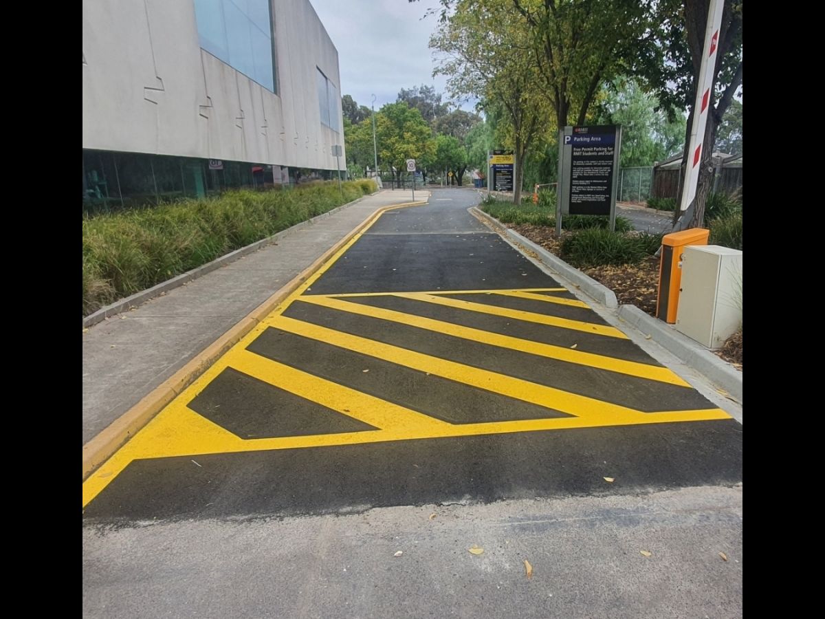 Yellow line marking